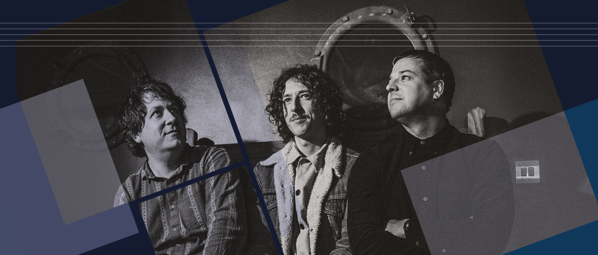 Photo of the band, the three brothers